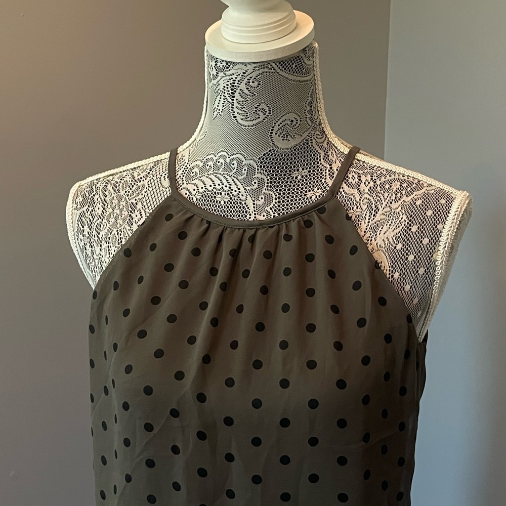 Express Polka Dot She’ll - Picture 3 of 7